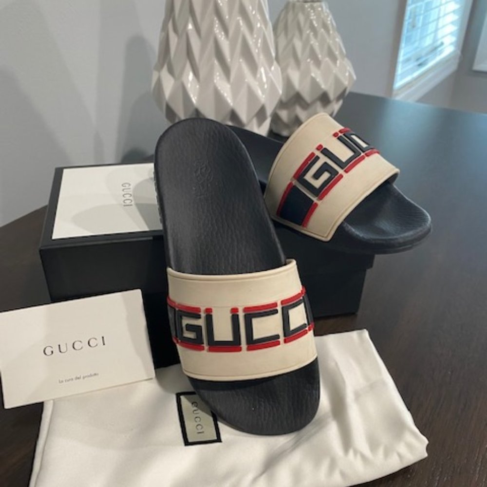 EUC kids Gucci stripe rubber slide sandal